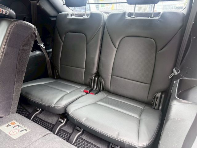 四輪傳動 5+2七人座 原鈑件 車況優質  第7張相片
