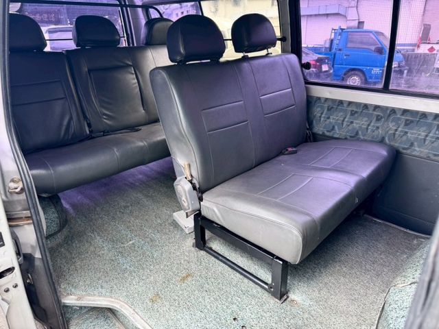 極品車況 極低里程 僅跑6萬 里程保證  第4張相片