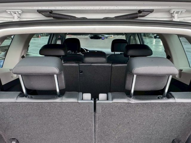 正七人座 一手車 車庫車 優質車況  第8張相片