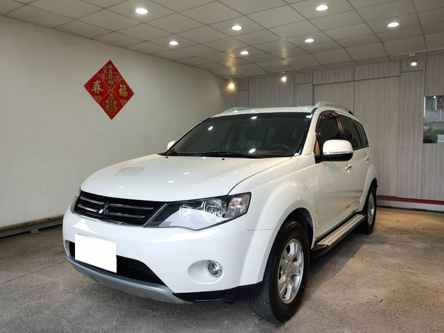 Mitsubishi 三菱outlander 奧蘭德中古車的價格 Findcar 找車網