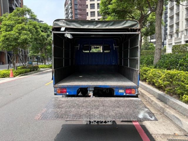 僅跑16萬km、帆布鐵架木床+升降尾門、生意好夥伴、可客製化鐵架、0頭款～可全貸  第7張相片