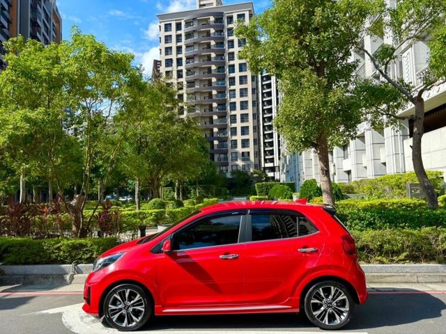 【認證車專賣店】空力套件、Drive wise、定速、原鈑件、原廠保養、四條新胎  第4張相片