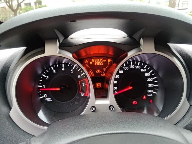 【認證車專賣店】保證9萬km、IKEY、定速、導航倒顯、四條新胎、原鈑件  第10張相片