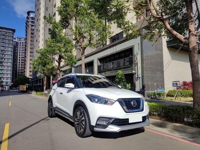 【原鈑件認證車】保證4萬km、空力套件、車偏、盲點、主動煞停、全車冰鑽、原廠保養  第3張相片