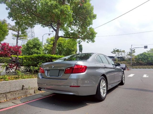 【認證車專賣店】一年僅跑1萬、正時鍊條已更換、IKEY啟動、定速、原鈑件  第5張相片