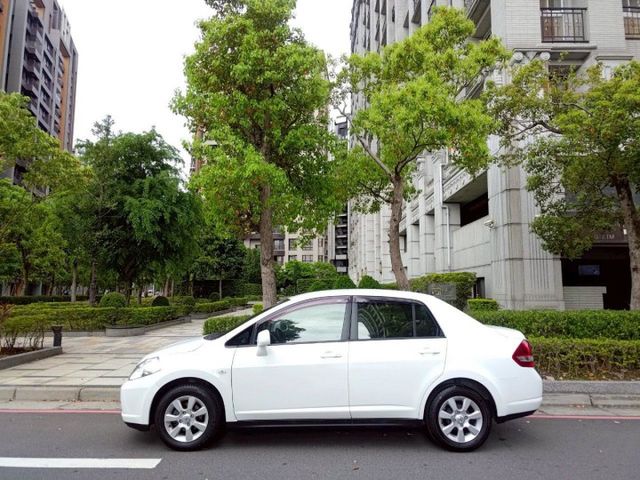 【認證車專賣店】保證6萬km、黑內裝、原鈑件、原廠保養、四條新胎、五大保固  第4張相片