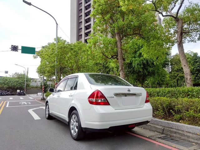 【認證車專賣店】保證6萬km、黑內裝、原鈑件、原廠保養、四條新胎、五大保固  第8張相片