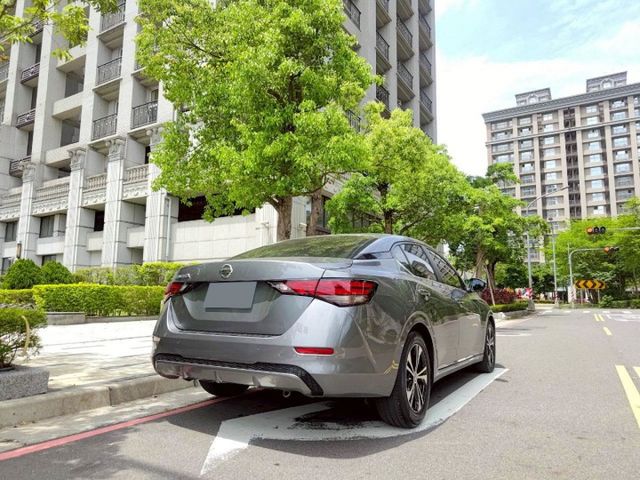 【認證車專賣店】盲點、環景、恆溫、CARPLAY、原鈑件、原廠保養、五大保固  第7張相片