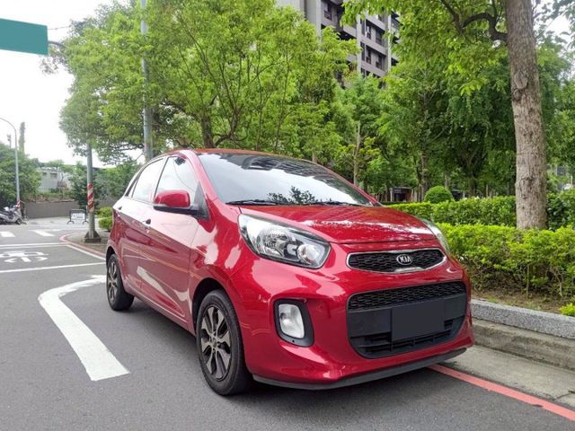 【認證車專賣店】保證5萬km、雙色鋁圈、導航倒顯、TCS防滑、原鈑件、五大保固  第3張相片