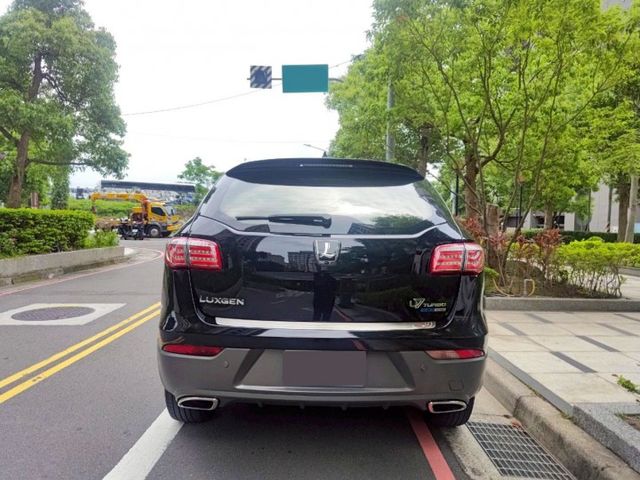 【認證車專賣店】旗艦型、6安、車道偏離、環景、定速、9成新胎、原鈑件、五大保固  第6張相片