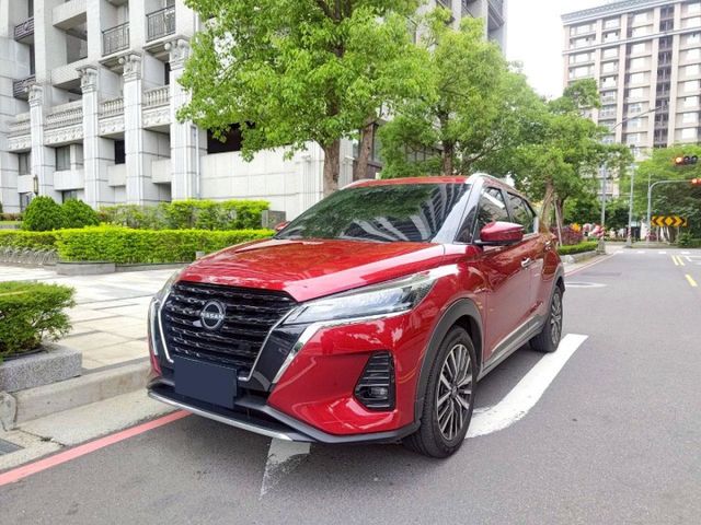 【認證車專賣店】旗艦型、保證1萬km、盲點、環景、ACC、原鈑件原廠保養  第1張相片