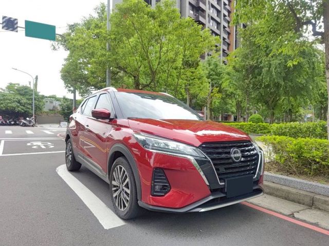 【認證車專賣店】旗艦型、保證1萬km、盲點、環景、ACC、原鈑件原廠保養  第3張相片