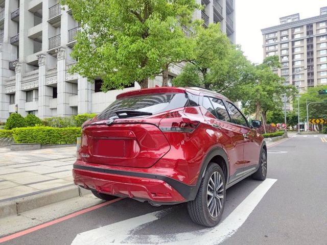 【認證車專賣店】旗艦型、保證1萬km、盲點、環景、ACC、原鈑件原廠保養  第7張相片