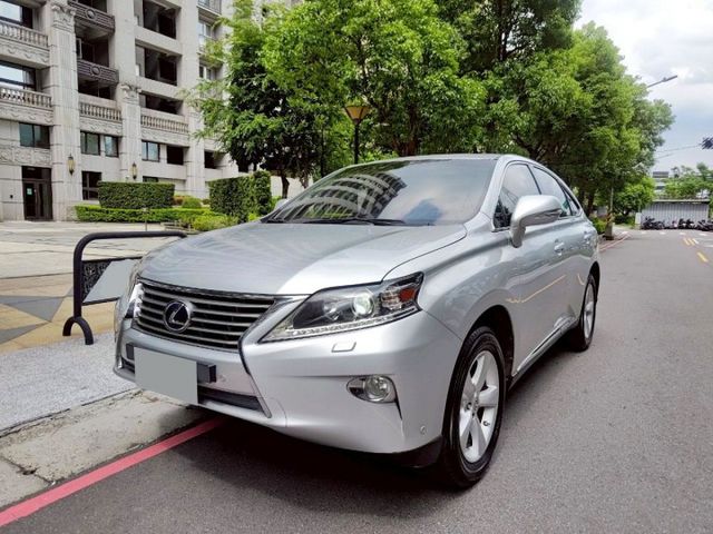 【原鈑件認證車】保證10萬km、原廠更換大電池後僅跑1萬km、導航倒顯、原廠保養  第1張相片