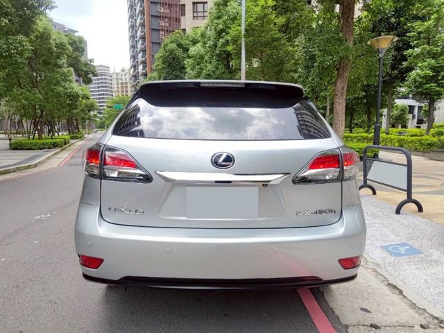 【原鈑件認證車】保證10萬km、原廠更換大電池後僅跑1萬km、導航倒顯、原廠保養  第6張相片
