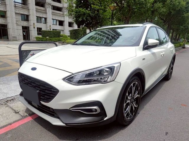 【原鈑件認證車】任性版、保證2萬Km、LV2、電動椅、B&Q音響、IKEY、原廠保養  第1張相片