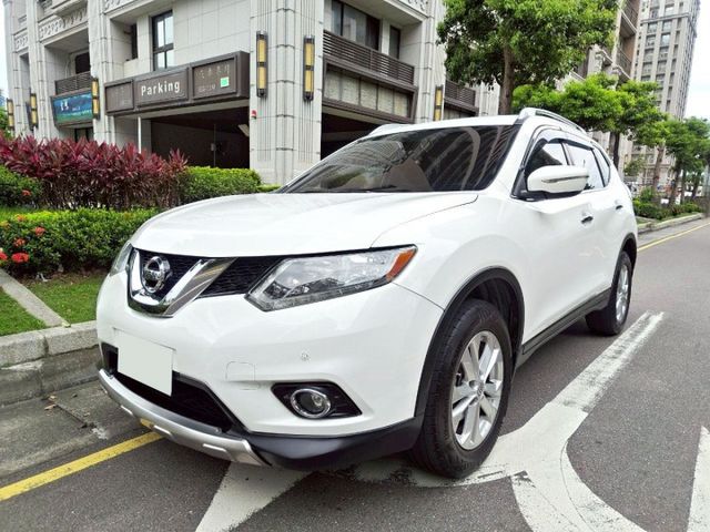 【原鈑件認證車】保證7萬km、IKEY、4安、定速、導航倒顯、原廠保養、五大保固  第1張相片
