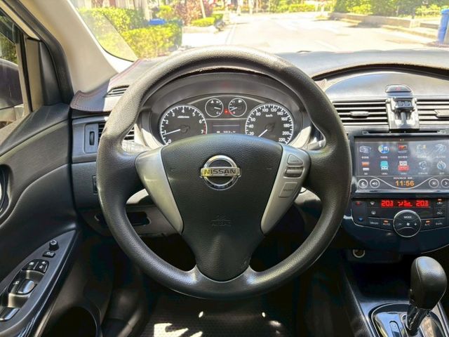 【全場認證里程保證】IKEY、定速、導航倒顯、恆溫、五大保固、0頭款～可全額貸  第11張相片