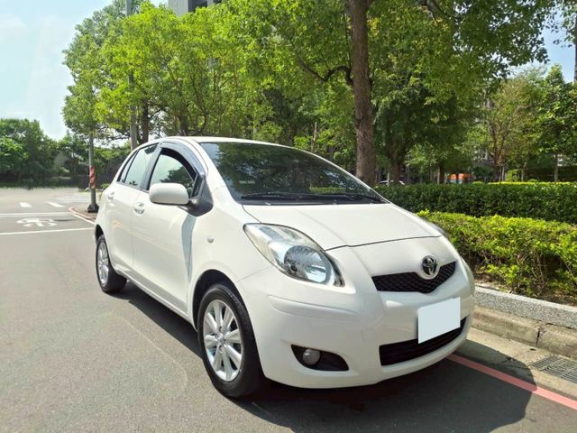 【全場認證里程保證】僅11萬KM、導航倒顯、15吋圈、原鈑原廠保養  第3張相片