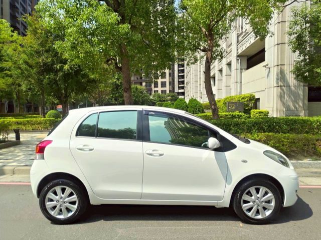 【全場認證里程保證】僅11萬KM、導航倒顯、15吋圈、原鈑原廠保養  第4張相片