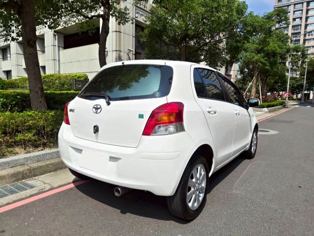 【全場認證里程保證】僅11萬KM、導航倒顯、15吋圈、原鈑原廠保養  第8張相片