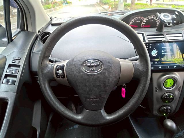 【全場認證里程保證】僅11萬KM、導航倒顯、15吋圈、原鈑原廠保養  第11張相片