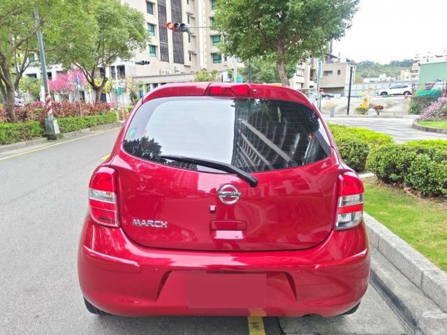 【全場認證里程保證】僅5萬km、導航顯影 、15吋鋁圈、原鈑件原廠保養、五大保固  第6張相片