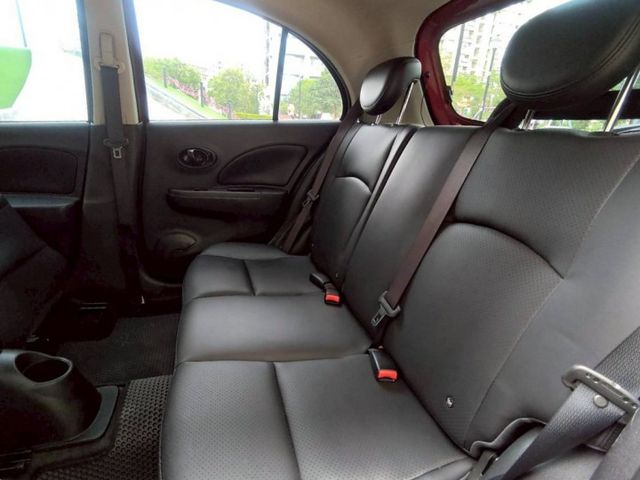 【全場認證里程保證】僅5萬km、導航顯影 、15吋鋁圈、原鈑件原廠保養、五大保固  第16張相片