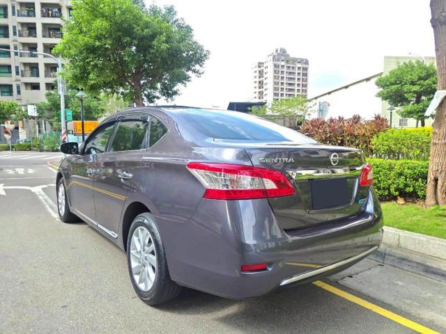 【全場認證里程保證】IKEY、定速、雙恆溫、導航倒顯、原鈑件、五大保固  第8張相片