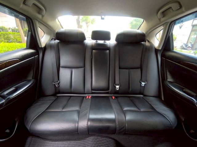 【全場認證里程保證】IKEY、定速、雙恆溫、導航倒顯、原鈑件、五大保固  第16張相片