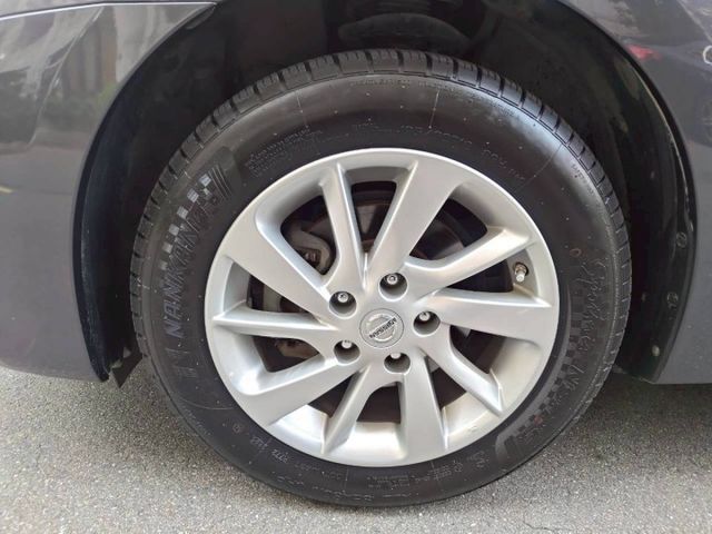 【全場認證里程保證】IKEY、定速、雙恆溫、導航倒顯、原鈑件、五大保固  第19張相片