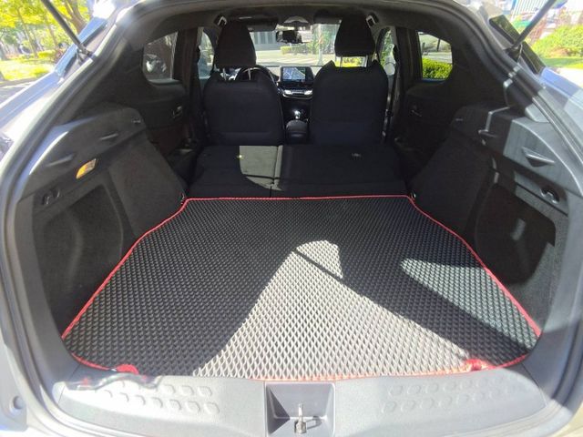 【全場認證里程保證】 僅8萬km、IKEY、定速、9吋安卓機、原鈑原廠保養  第18張相片