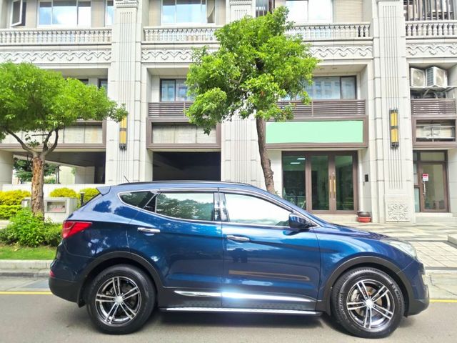 【全場認證里程保證】保證12萬KM、7人座、9吋安卓機、18吋ADV鋁圈、原鈑件  第4張相片