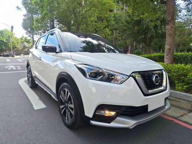 【全場認證里程保證】旗艦、黑白雙色、盲點、環景、車偏、側邊影像、原鈑原廠保養  第3張相片