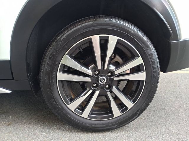 【全場認證里程保證】旗艦、黑白雙色、盲點、環景、車偏、側邊影像、原鈑原廠保養  第19張相片