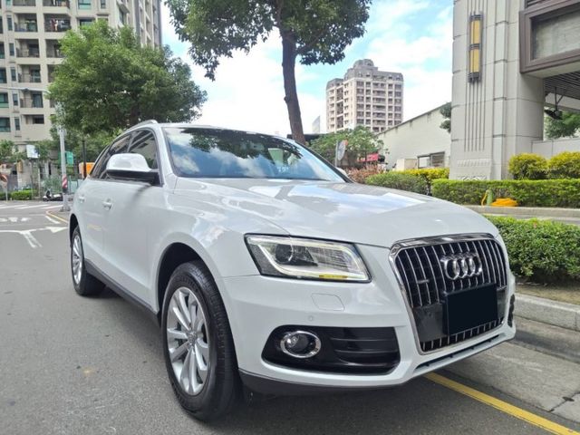 【全場認證里程保證】全景天窗、電尾門、IKEY、雙電動椅、定速、原鈑件  第3張相片