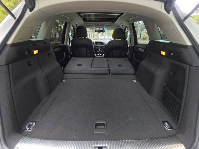 【全場認證里程保證】全景天窗、電尾門、IKEY、雙電動椅、定速、原鈑件  第18張相片