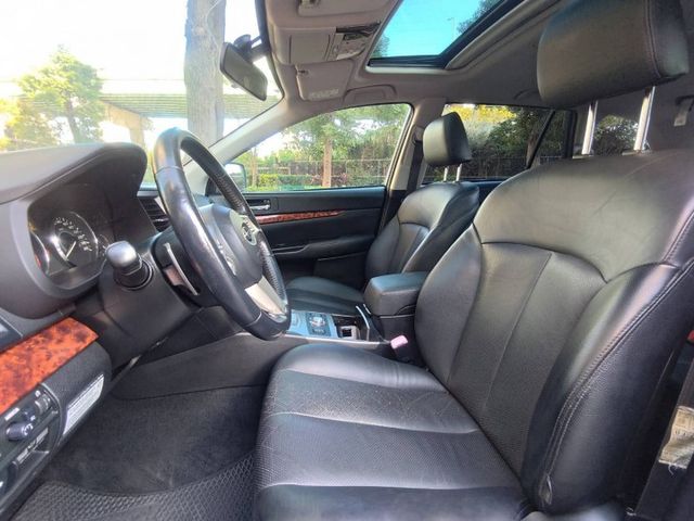 【全場認證里程保證】全台唯一、3.6R、僅7萬KM、260P、五速手自排、雙電動椅  第11張相片