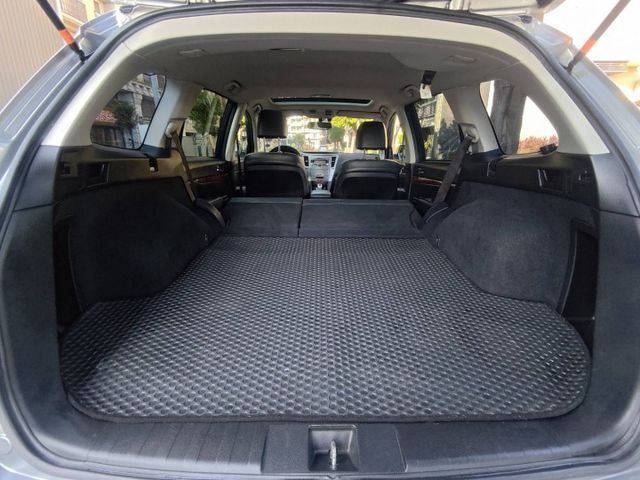 【全場認證里程保證】全台唯一、3.6R、僅7萬KM、260P、五速手自排、雙電動椅  第18張相片