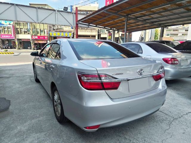 【全場認證里程保證】僅9萬km、精裝影音、導航倒顯、HID、循跡、原鈑原廠保養  第4張相片