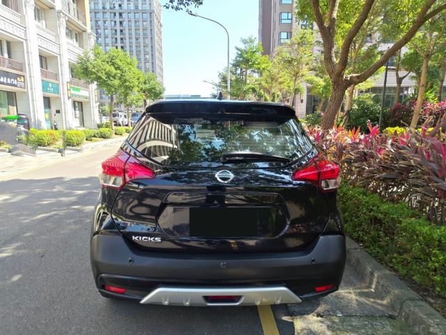 【全場認證里程保證】智行旗艦版、空力套件、盲點、環景、自動煞停、原鈑原廠保養  第6張相片