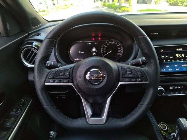 【全場認證里程保證】智行旗艦、保證5萬km、空力套件、盲點、原鈑原廠保養、五大保固  第11張相片