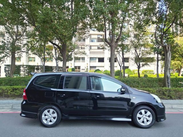 【全場認證里程保證】7人座、空力套件、10吋安卓、導航倒顯、IKEY  第4張相片