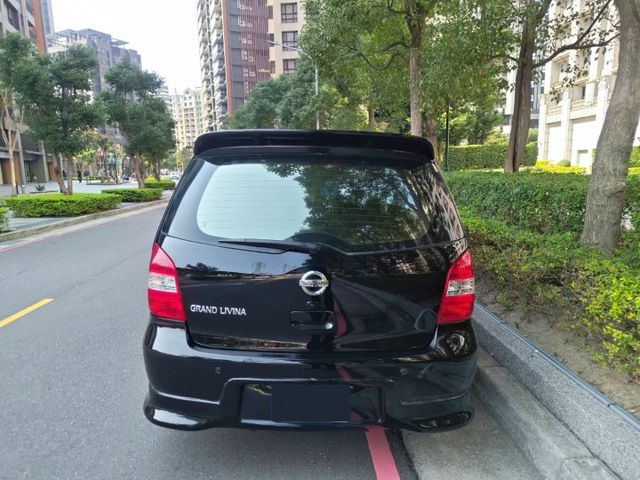 【全場認證里程保證】7人座、空力套件、10吋安卓、導航倒顯、IKEY  第6張相片