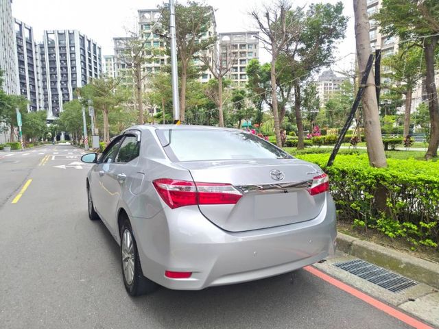 【全場認證里程保證】僅10萬km、9吋安卓機、導航倒顯、定速、恆溫、原鈑原廠保養  第5張相片