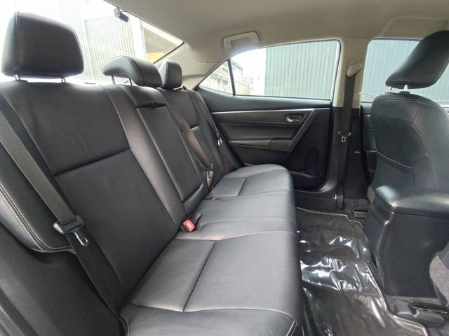 【全場認證里程保證】僅10萬km、9吋安卓機、導航倒顯、定速、恆溫、原鈑原廠保養  第17張相片