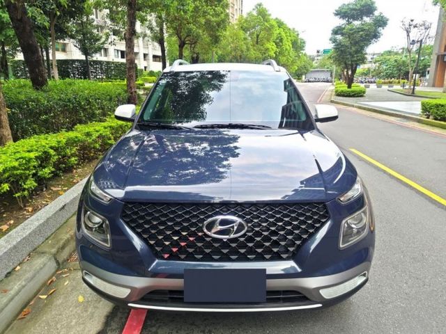 【全場認證里程保證】小改款、僅4萬KM、藍白雙色、定速、自動煞停、原鈑原廠延保  第2張相片