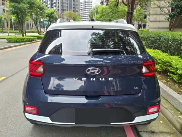 【全場認證里程保證】小改款、僅4萬KM、藍白雙色、定速、自動煞停、原鈑原廠延保  第6張相片