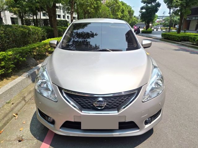 【全場認證里程保證】僅跑8萬km、IKEY、定速、導航倒顯、原廠保養、五大保固  第2張相片