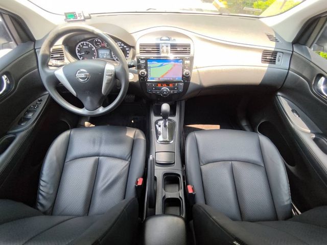 【全場認證里程保證】僅跑8萬km、IKEY、定速、導航倒顯、原廠保養、五大保固  第9張相片